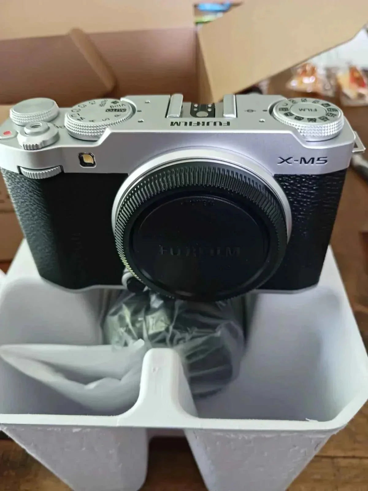 Fujifilm X - M5 26.1MP APS - C Mirrorless Camera with 15 - 45mm Lens - Silver - lucycamera