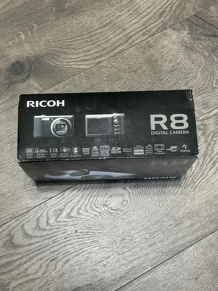 Ricoh R8 10MP 7.1x Zoom Compact Digital Camera – Rare Black Edition (Brand New)