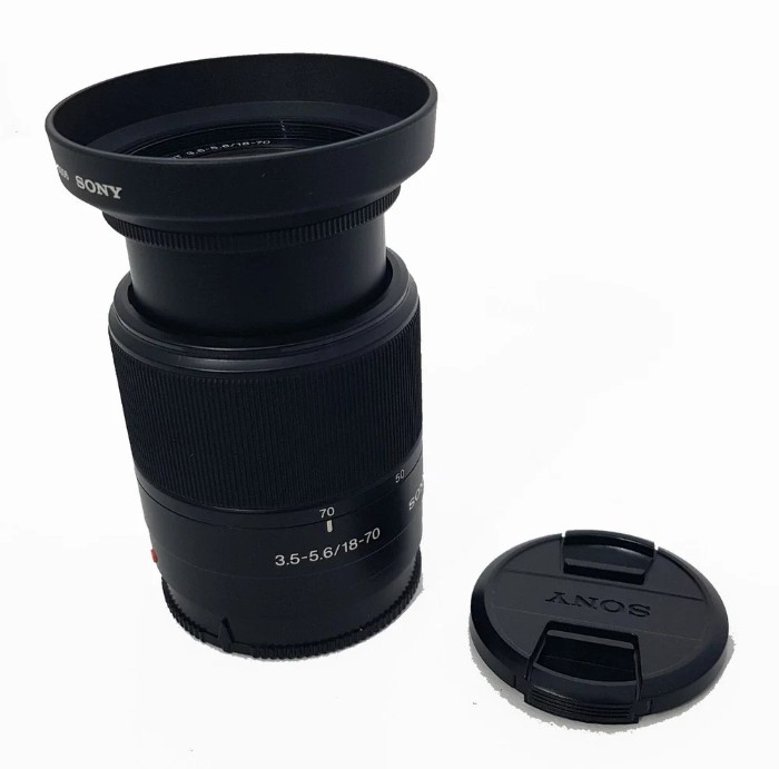 Picture of Sony Alpha A700K 12.2MP APS-C DSLR Camera with 18-70mm f/3.5-5.6 Lens Kit – Brand New