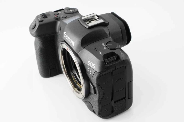 Picture of Canon EOS R5 45MP Full-Frame Mirrorless Camera Body Only - Black