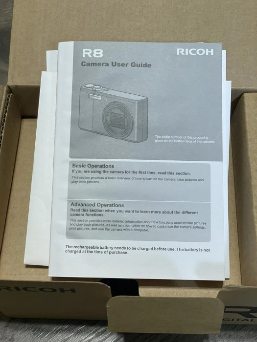Picture of Ricoh R8 10MP 7.1x Zoom Compact Digital Camera – Rare Black Edition (Brand New)
